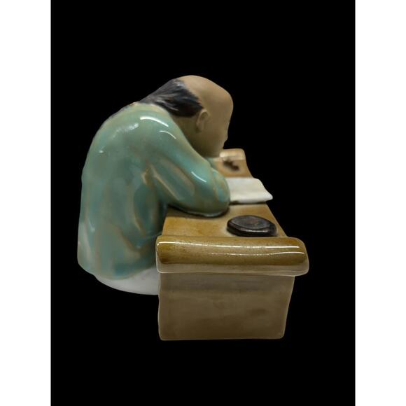 Vintage Chinese Mudman Figurine Man Reading Book Table Desk Porcelain Ceramic - Picture 2 of 6